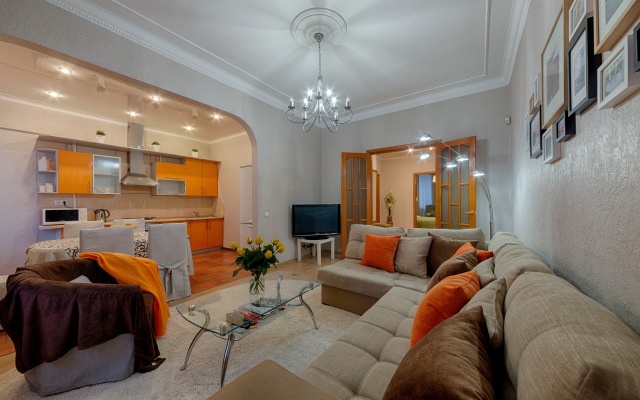 4-komnatnye HomeApart pr-t Nezavisimosti, 14 Apartments