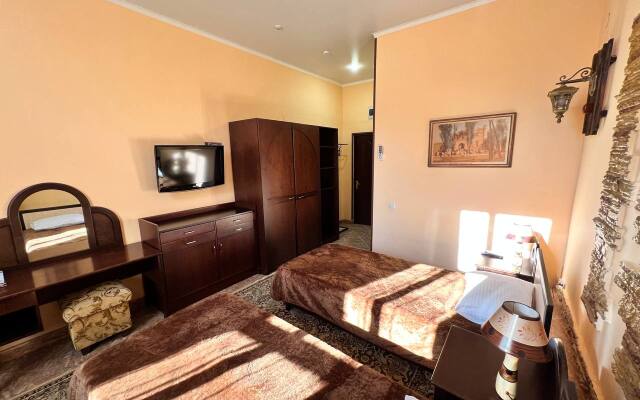 Отель Викинг