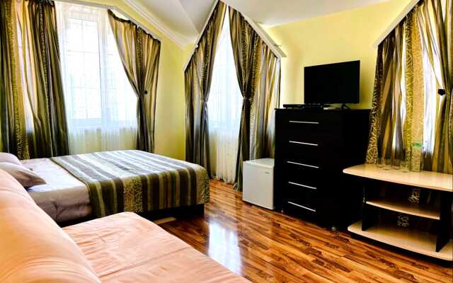 Solnechnyi Guest House