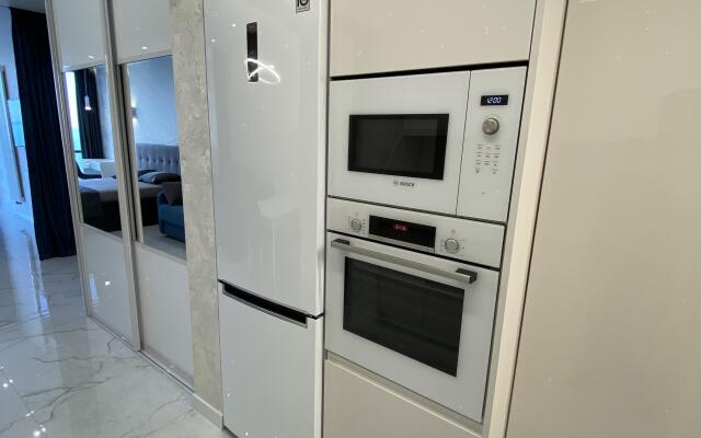 S Bassejnom ZhK Morskaja Simfonija Apartments