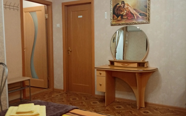 Komfortnaya Studiya V Chastnom Domovladenii Vozle Vokzalov Flat