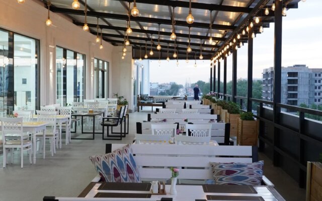 Reikartz Abis Tashkent Hotel