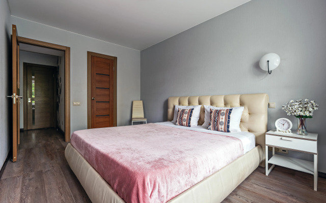 MaxRealty24 Ukrainskiy Bulvar Apartments