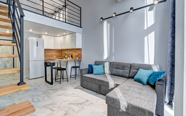 Апартаменты двухуровневые на Мамайке