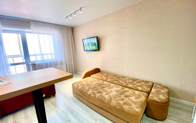 Апартаменты с балконом у Аэропорта