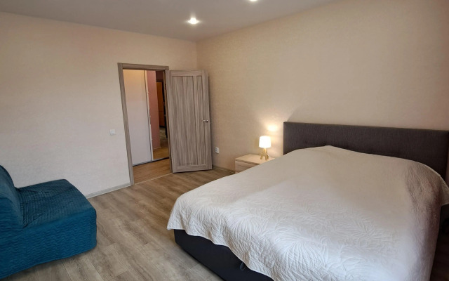 Uyutnaya Kvartira, Nedaleko Ot Zh/d Vokzala Apartments