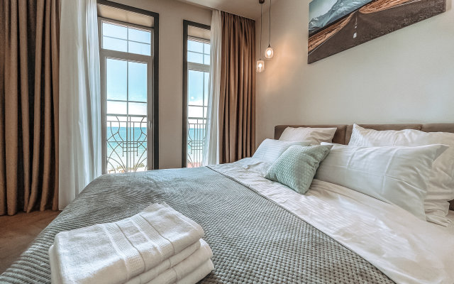 2-bedroom Apartment with sea view