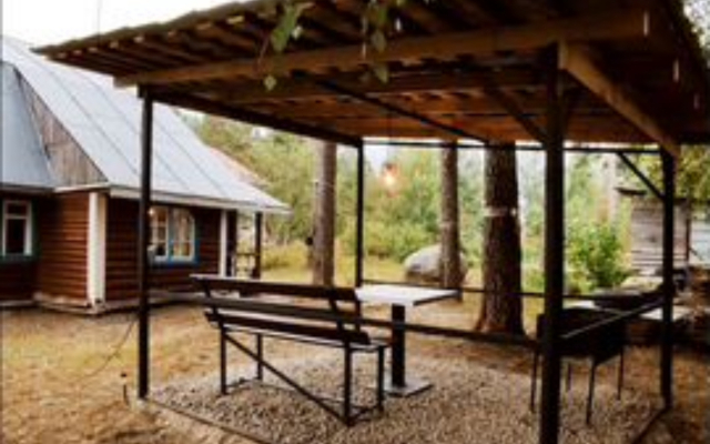 Частный дом бревенчатый на Карельском перешейке