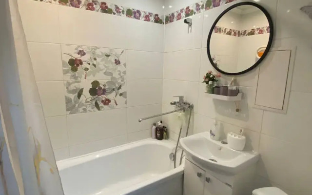 2-room apartment near the South entrance Apartments