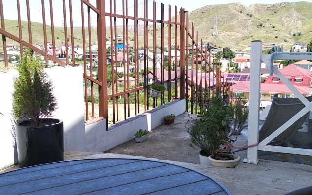 Vyshe Neba Koktebel Apartments