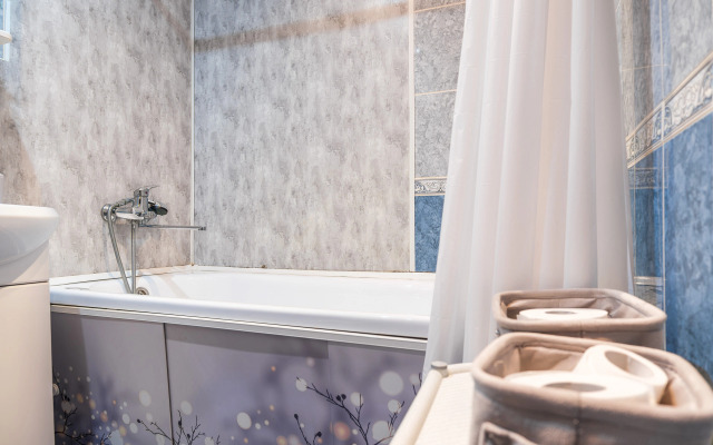 Апартаменты Двухкомнатные по Авиаторов 7