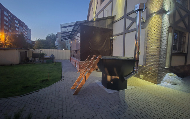 Частный дом в центре у метро