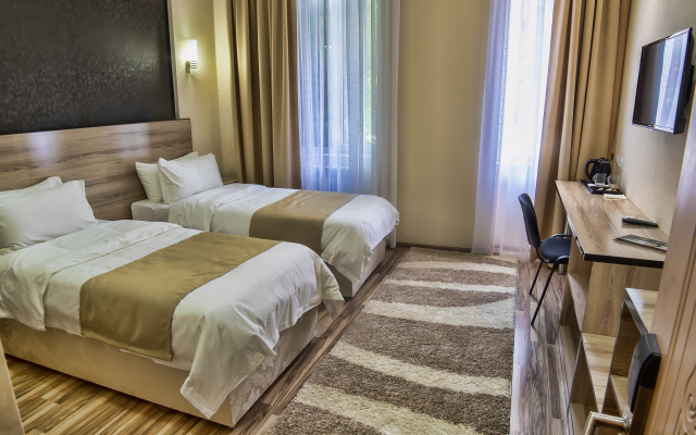 LEVEL Hotel