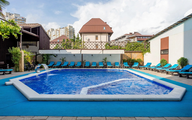 Laura Sochi Guest House