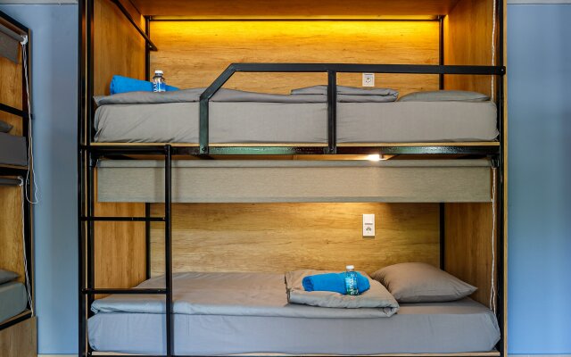 M&DHost Hostel
