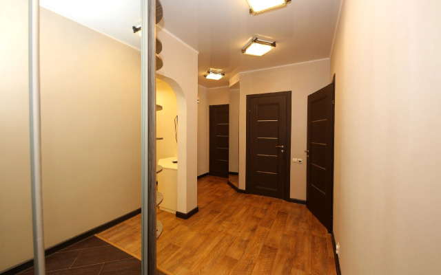 Квартира 3 комнатная квартира улица Комсомольская,75