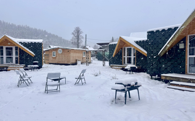Gory Reki Glamping
