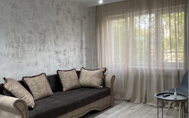 Апартаменты на проспекте Победы 6