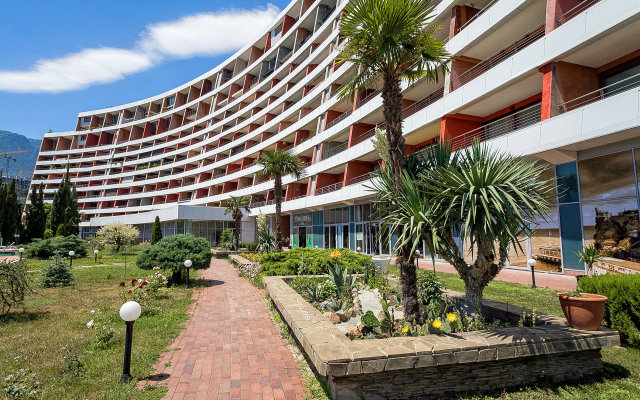 Surname Deluxe Apartments