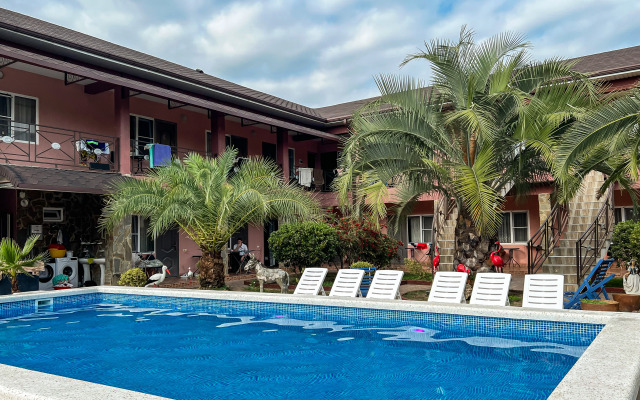 Rozovy Flamingo  Guest House