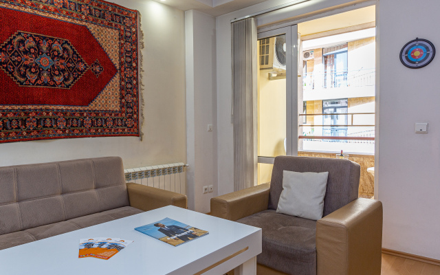 Апартаменты Stay Inn on Aram Str. 70-94