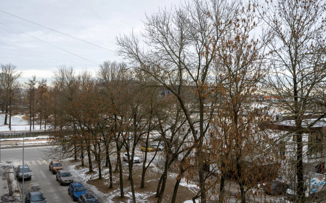 S Balkonom Ryadom S Parkom Pobedy Apartments