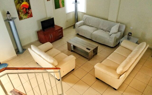 Ideal Holiday House Villa