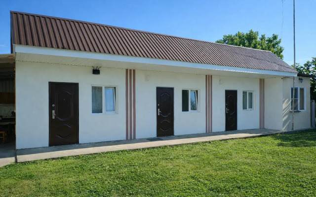 Гостевой дом Тихий Дворик Алахадзы