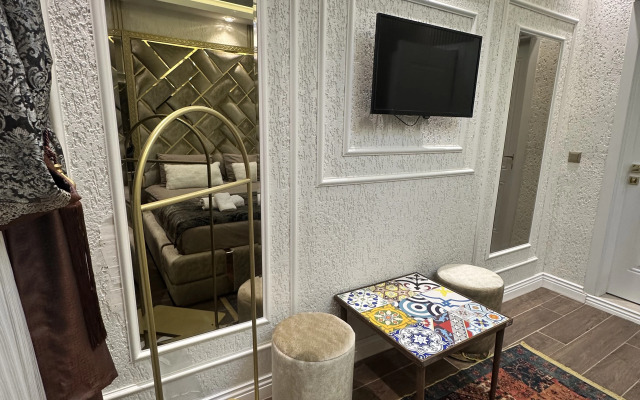 Отель TH Old City Hotel