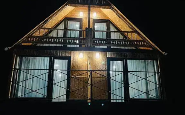 Отель Bamboo Cottages Kazbegi