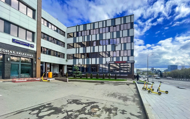 Na 4 Gostey Duet ryadom s Crocus City Apartments