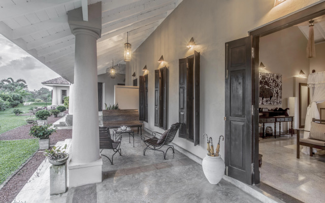 Mayurana by Edwards Collection Villa