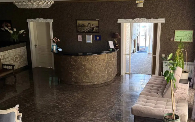 Galar Kholl Hotel