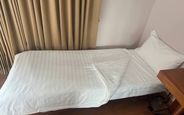 Sacha's Uno Hotel