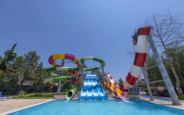 Loxia Comfort Resort Kemer