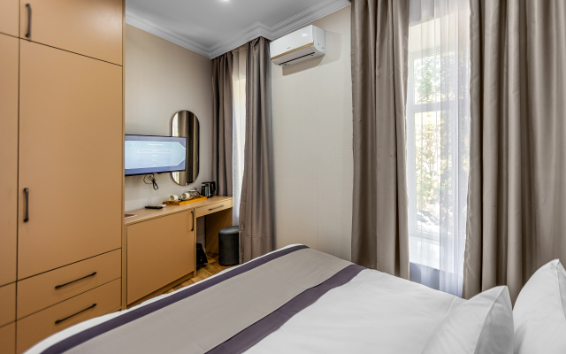 Hillside City Center Boutique-Hotel
