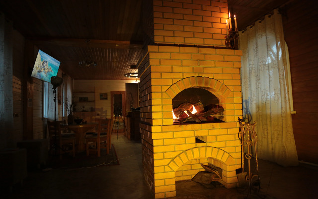 Oreshek Guest House
