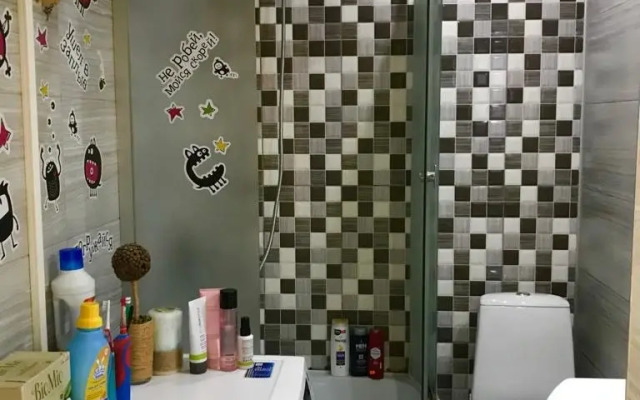 Tryokhkomnatnaya Na Beregu Morya Mokko Plyazh Flat