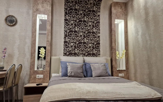 Квартира У Пяти углов 2