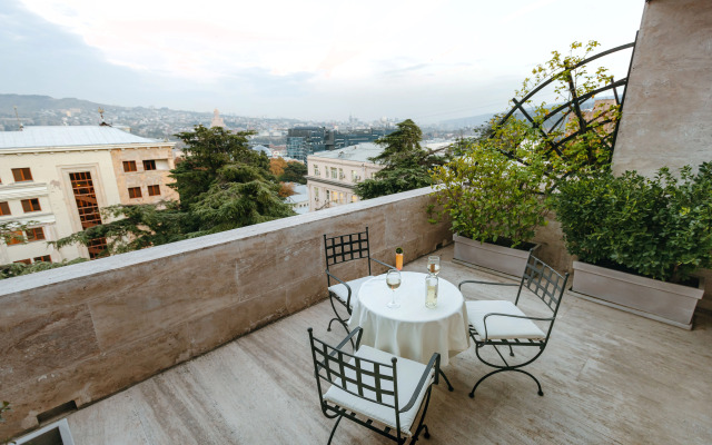 Citrus Hotel