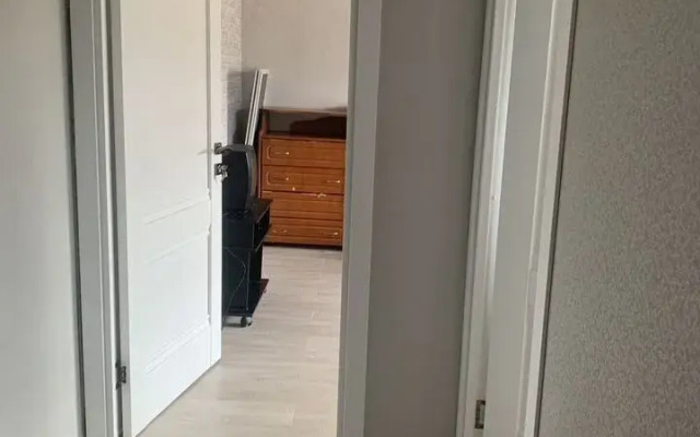 Квартира трехкомнатная на улице Институтская 22