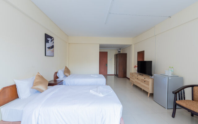 Отель Hillside Resort Pattaya