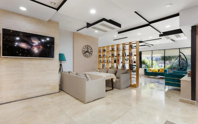 Iveria Inn Tbilisi