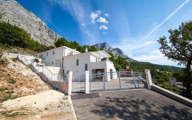 Prestige Villa Guesthouse