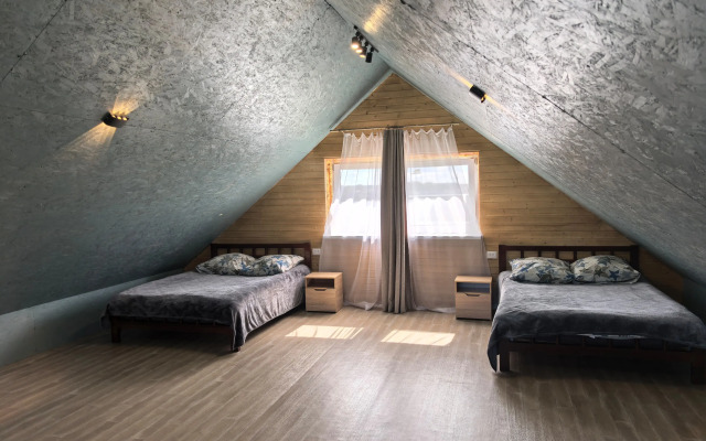 Частный дом Новый 6 местный у озера