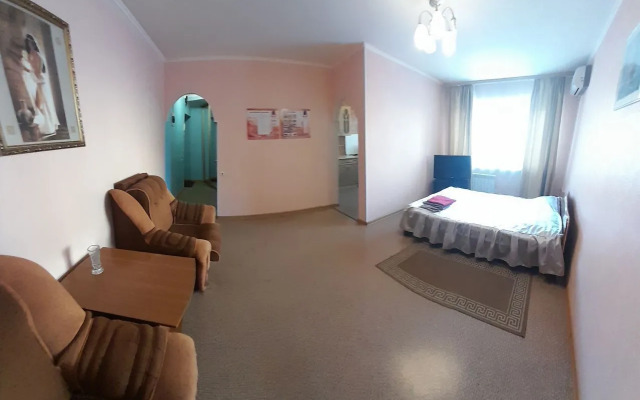 Na Ulitse Leningradskaya 85 Flat