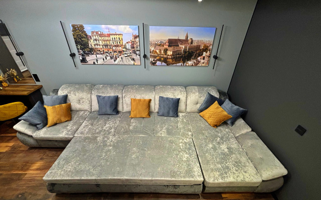 Апартаменты Amber Oktyabrskaya