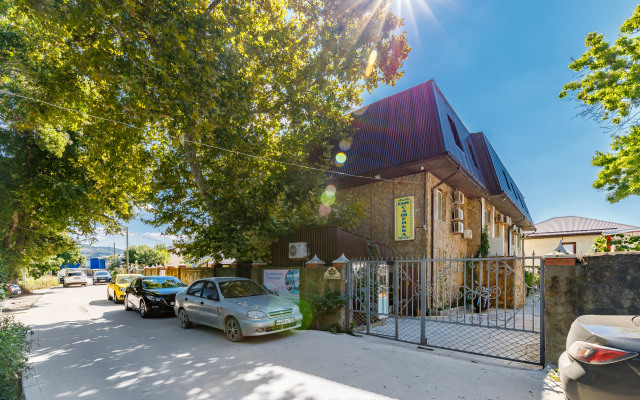 Sashenka Guest House