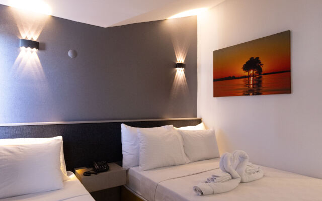 Three Points Hotel  (Non Alcoholic)