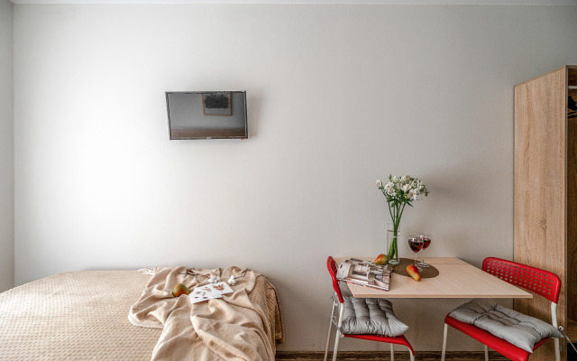 Apartment Flowers 2